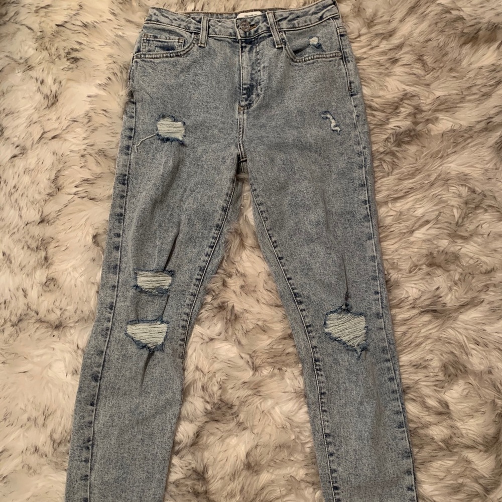 Light wash jeans